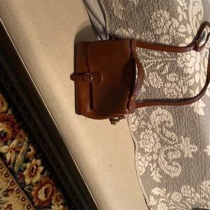 Leather cross the shoulder bag